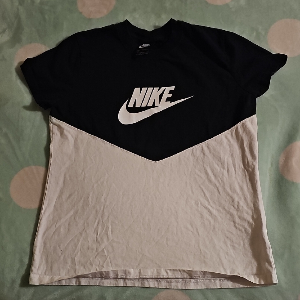 Nike Logo Tee